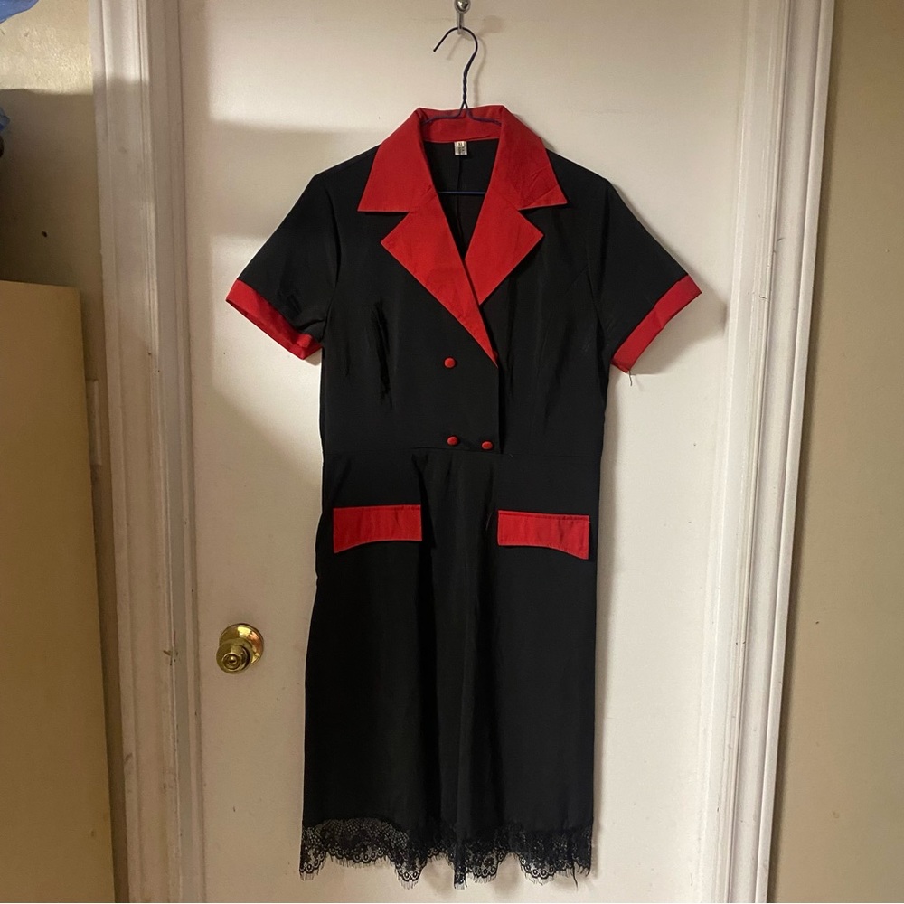 Retro Pin-Up fitted Waitress-Style Dress